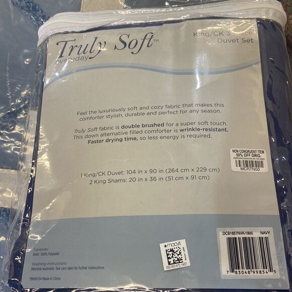 Truly Soft Everyday Duvet Cover and Shams Mini Set Navy King - Picture 5 of 5